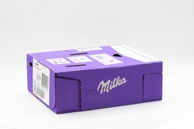 Молочный шоколад Milka c миндалем и карамельными кусочками 90 гр